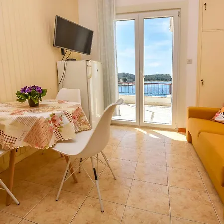 Apartment Zivana Rogoznica (Sibenik-Knin)