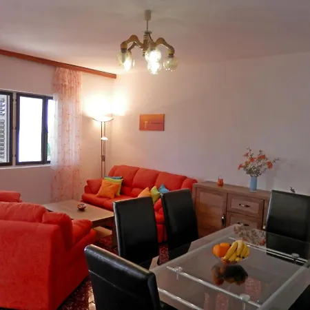 Zivana Rogoznica (Sibenik-Knin)